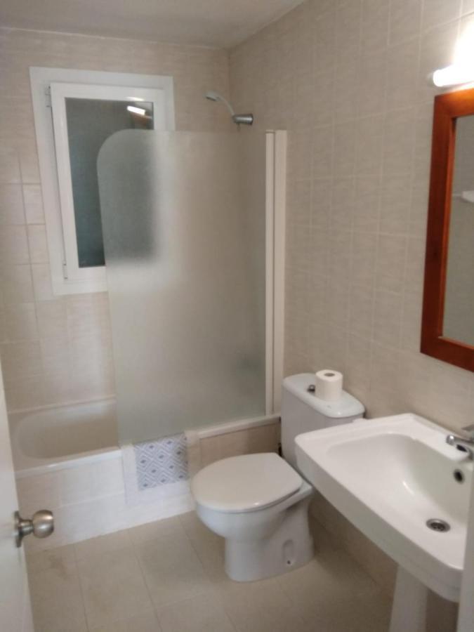 Apartamentos Playa Park Brisas Son Xoriguer Калан-Бош Экстерьер фото